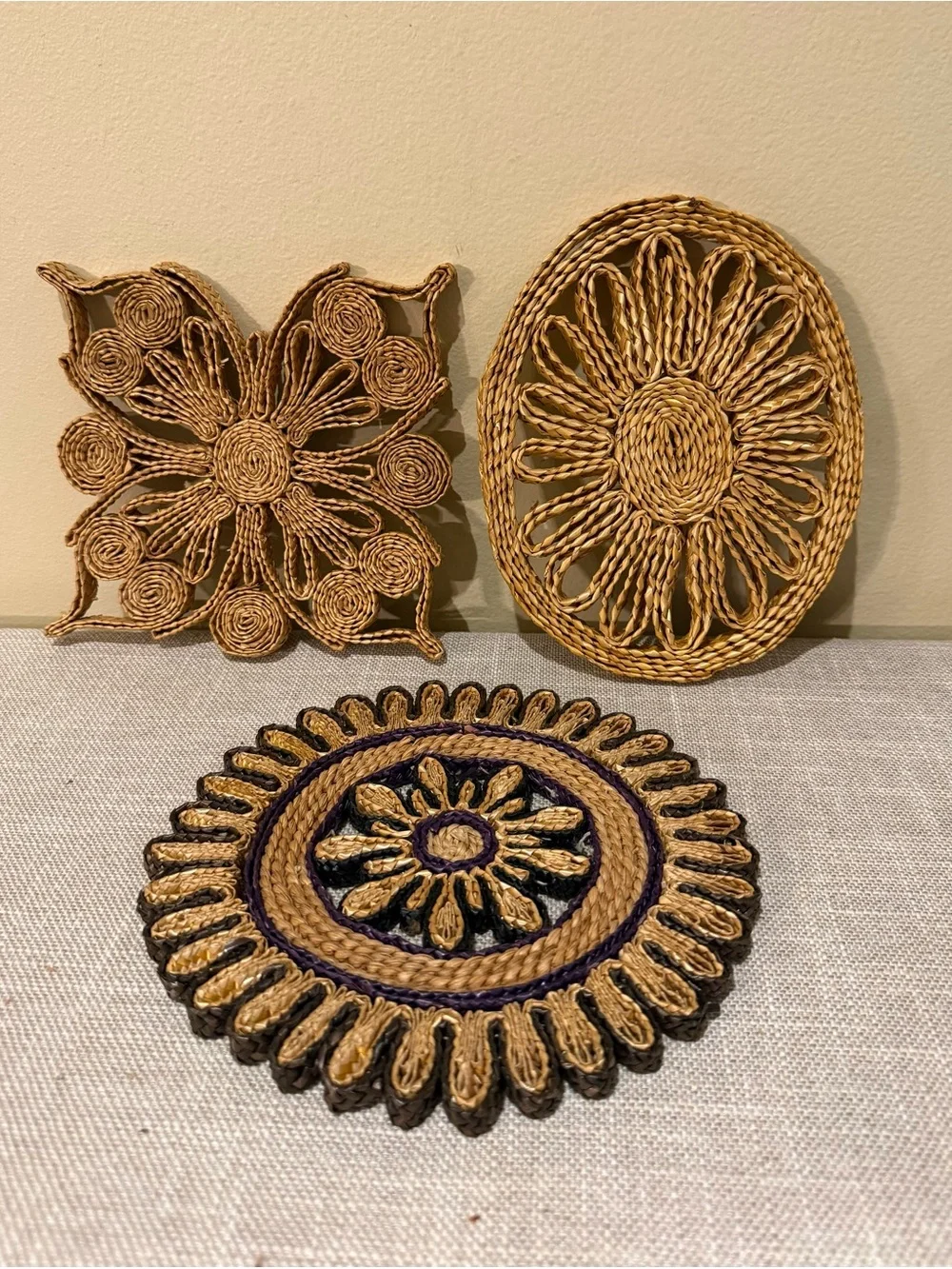 Vintage Woven Straw Rattan Trivets Lot Wall Decor Set of 3 Floral Boho